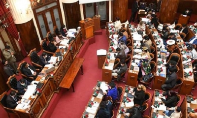 Interpelación contra ministro de Salud 