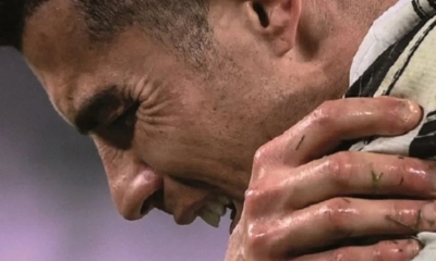 Cristiano Ronaldo se lamenta, ayer en Turín.