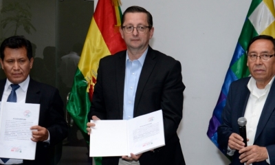 Presentaron los libros oficiales/Foto. ABI