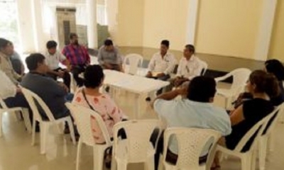 Wilman Peña en reunión con el Concejo Municipal y SEDE Bolivia. 