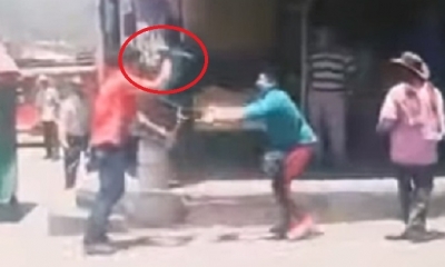 Nadie intervino para salvar a los hombres/Foto. Captura de pantalla