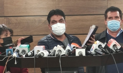 El diputado Arce explicó la denuncia. Foto: Cámara de Diputados.