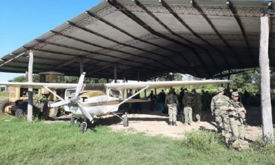 Una avioneta boliviana fue interceptada con droga en Paraguay, el 14 de abril pasado. Foto: Senad Paraguay.
