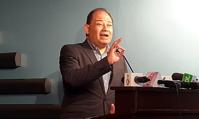 El ministro de Gobierno, Carlos Romero