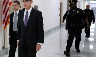 El entonces subdirector de la Policía Federal estadounidense (FBI)