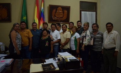 Ferrier indicó que, en la reunión se abordaron diversos puntos sobre: salud, educación, infraestructuras, caminos, aeropuerto