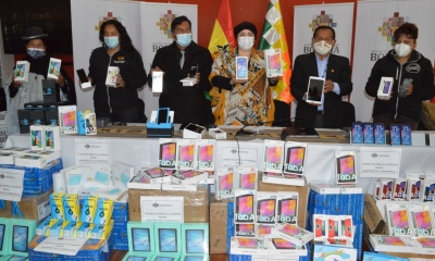 Celulares, tablets y accesorios, incautados en operativos de la Aduana Nacional de Bolivia (ANB).