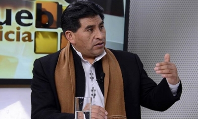 El entorno directo de la autoridad es acusada de irregularidades y él prefiere, por ahora, no dar declaraciones