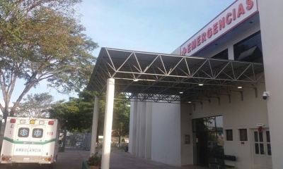 Ambulancia en emergencias del Hospital Rubén Zelaya