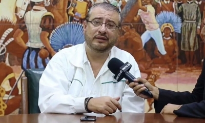 El líder del Comité Pro Santa Cruz, Rómulo Calvo, en contacto con la prensa. Foto: Comité Pro Santa Cruz