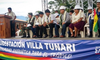 Las principales autoridades en la entrega/Foto. BTV