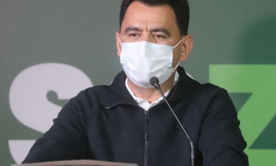 El gerente de epidemiologia. Carlos Hurtado Foto: Gobernación Cruceña.