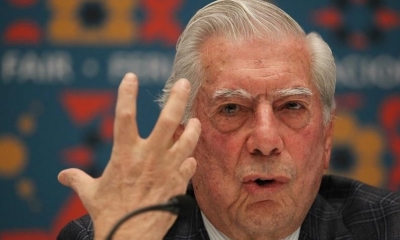 El escritor peruano Mario Vargas Llosa