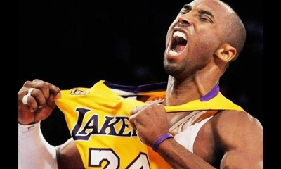 La camiseta amarilla y violeta con el número 24 de Kobe Bryant, fue vendida en $us 5,8 millones. | Agencias