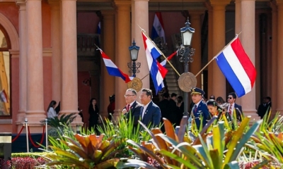 El presidente boliviano, Luis Arce, participó este martes del acto de posesión del nuevo mandatario de Paraguay