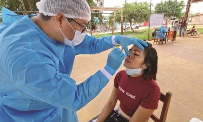 Brigadas de médicos visitan comunidades de Pando para hacer pruebas de diagnóstico.