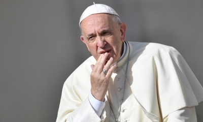 El papa Francisco durante su audiencia semanal en la plaza de San Pedro en el Vaticano. Foto: RT