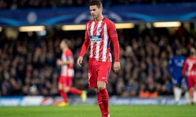 El futbolista del Atlético Madrid desoyó una orden judicial y podría ir a la cárcel junto a su novia