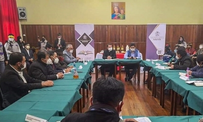 El Gobierno nacional y los representantes del magisterio urbano y rural 