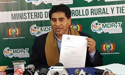 Ministro de Desarrollo Rural y Tierras, César Cocarico.
