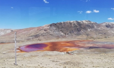 Laguna Colorada situada a 6090 msnm, en el municipio de El Alto. Foto/Erbol