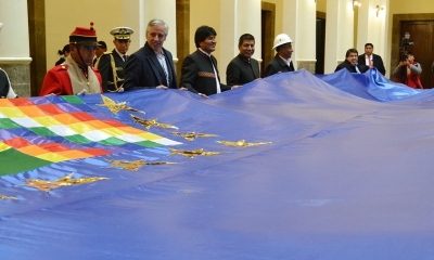 Presidente Evo Morales en conferencia de prensa convoca a confeccionar bandera de Reivindicación Marítima para acompañar juicio en la CIJ.