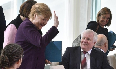La canciller alemana Angela Merkel saluda durante una reunión ministerial, a principios de mes. | AFP