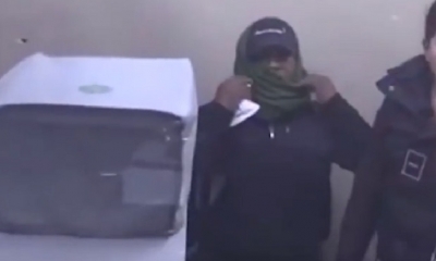 El oficial se encuentra aprehendido/Foto. Captura de pantalla