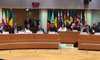 El canciller boliviano Fernando Huanacuni participa en ese encuentro que concluirá mañana, martes, en Bruselas. Foto: Twitter