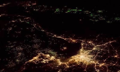 La primera imagen es una toma nocturna del estado de Nueva Jersey y la ciudad de Nueva York