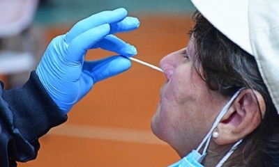 La prueba de antígeno nasal para la detección de Covid-19.  | Carlos López La prueba de antígeno nasal para la detección de Covid-19.