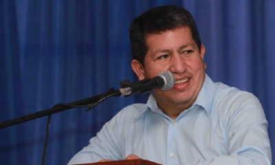 El ministro de Hidrocarburos, Luis Alberto Sánchez