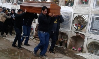 El cuarto fallecido en esa explosión, el niño Alex Huacaña, ya fue enterrado el jueves.