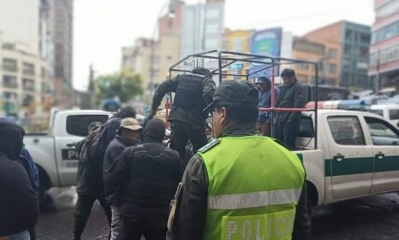 Operativo de la Policía en La Paz.
