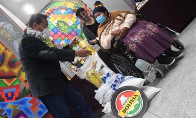 Paquete alimenticio para todos ellos (personas con discapacidad)