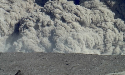 Erupción de lava en una fisura del volcán Kilauea en Hawái/Foto. RRSS