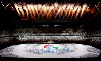 Un momento de la ceremonia de inauguración de los Juegos Paralímpicos en el estadio Olímpico de Tokio. | EFE