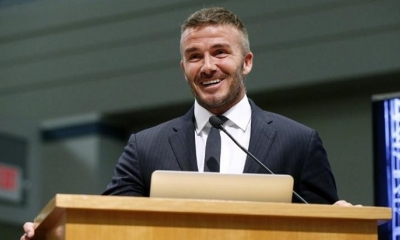El excapitán de la selección inglesa de fútbol, David Beckham, durante conferencia de prensa. 