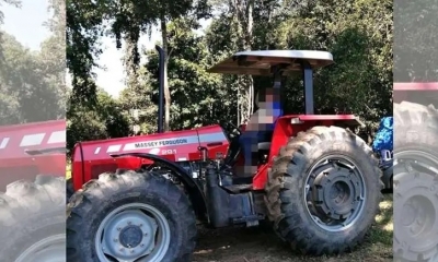  Intimidaron con armas de fuego y se robaron un tractor.