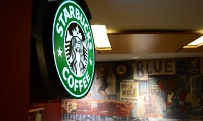 Como consecuencia de la COVID-19, Starbucks va a apostar también por tiendas únicamente para recogida de pedidos. | Fuente: Flickr