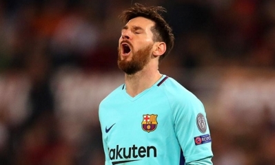 Messi lamenta una acción durante el Roma-Barcelona. Foto: Getty Images
