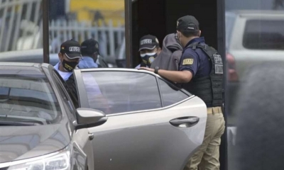 La policía allanó edificio 