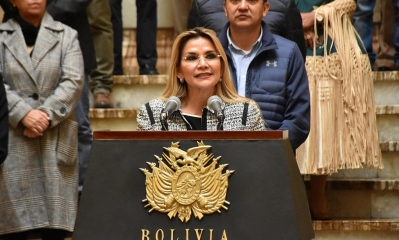 La presidenta Jeanine Áñez
