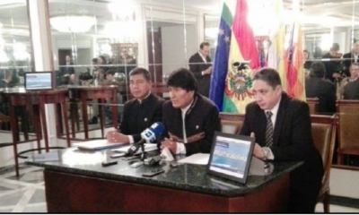 El presidente dio una conferencia de prensa en Roma, antes de su encuentro con el papa Francisco