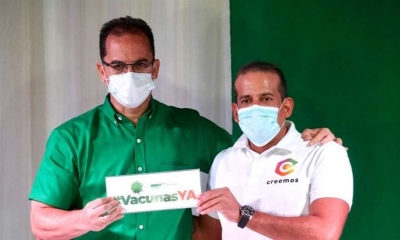 Luis Fernado Camacho y Roly Aguilera firmaron la mañana de este lunes el 