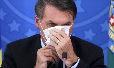 Bolsonaro lleva semanas minimizando la gravedad de la pandemia, que tilda de 