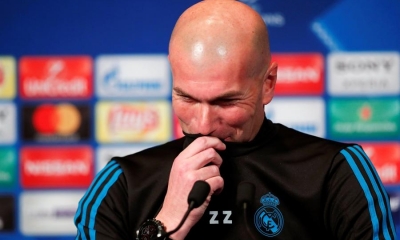 Zinedine Zidane durante la rueda de prensa previa a jugar en París en la Champions League (Ian Langsdon / EFE)