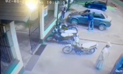 El atraco quedó filmado/Foto. Captura de pantalla