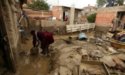 Entre vecinos se colaboran /Foto. RRSS