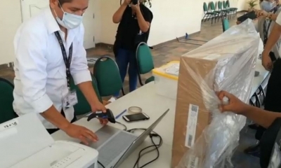 13:00, la primera maleta electoral para iniciar el conteo de votos